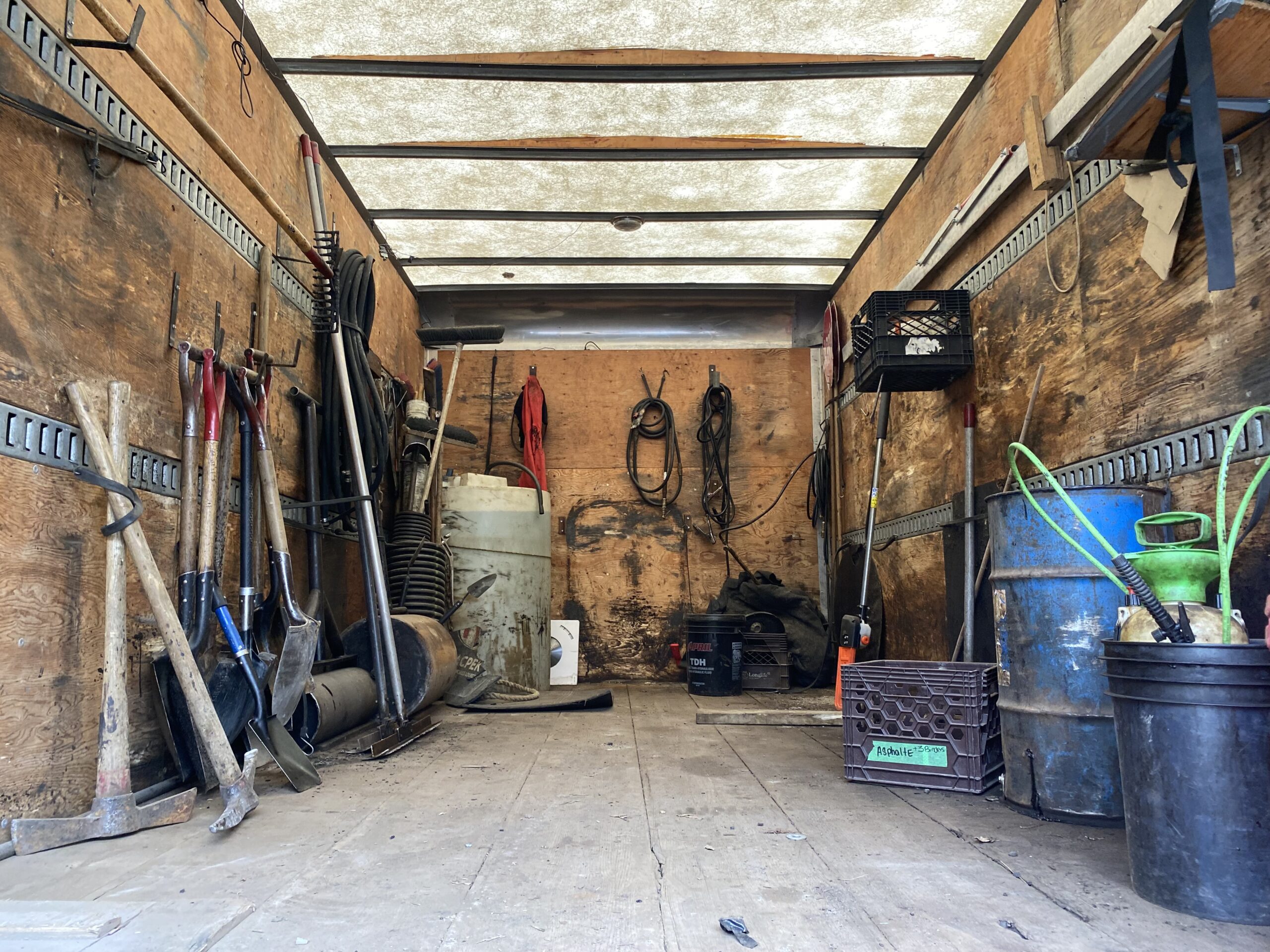 2006 International 4300 Crew cab,