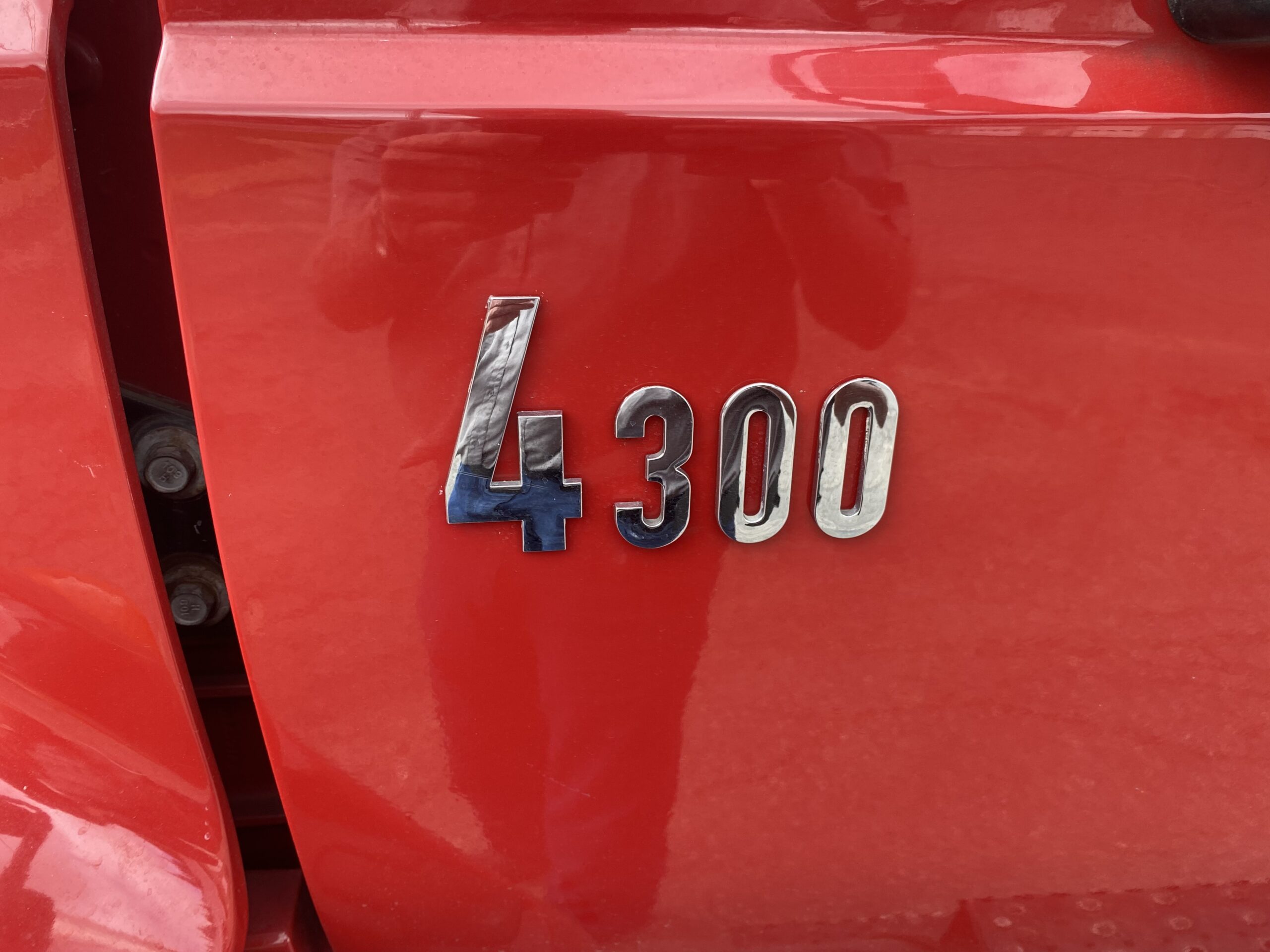 2006 International 4300 Crew cab,